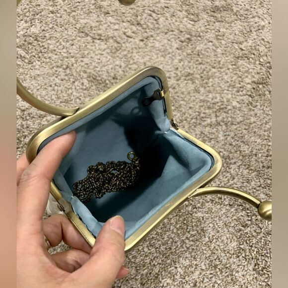 Handsewn Vintage Oriental Style Genuine Leather Kisslock Wristlet/Crossbody - Picture 12 of 13